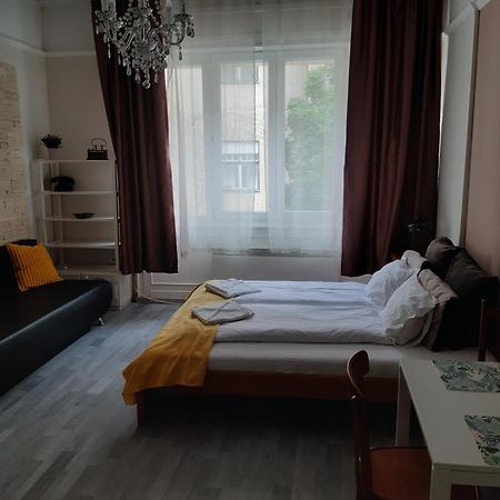 Bpr Deco Relic Studio Будапеща Екстериор снимка